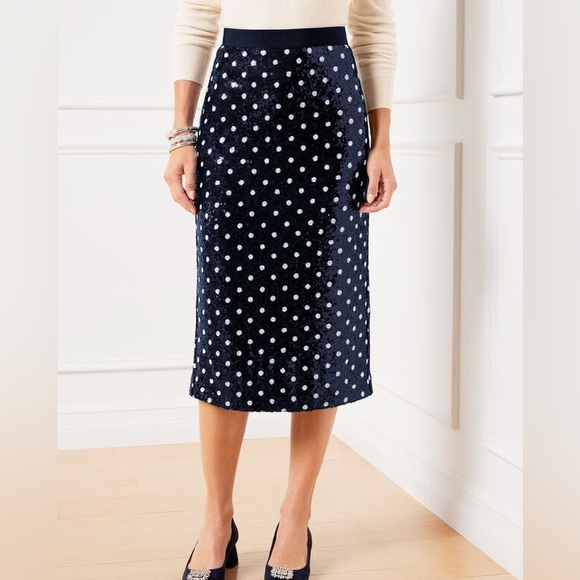Talbots Martini Dot Sequin Pencil Skirt – Size 2 – NWT ✨ - Picture 2 of 7